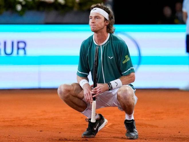 也更利于S 也更利于S