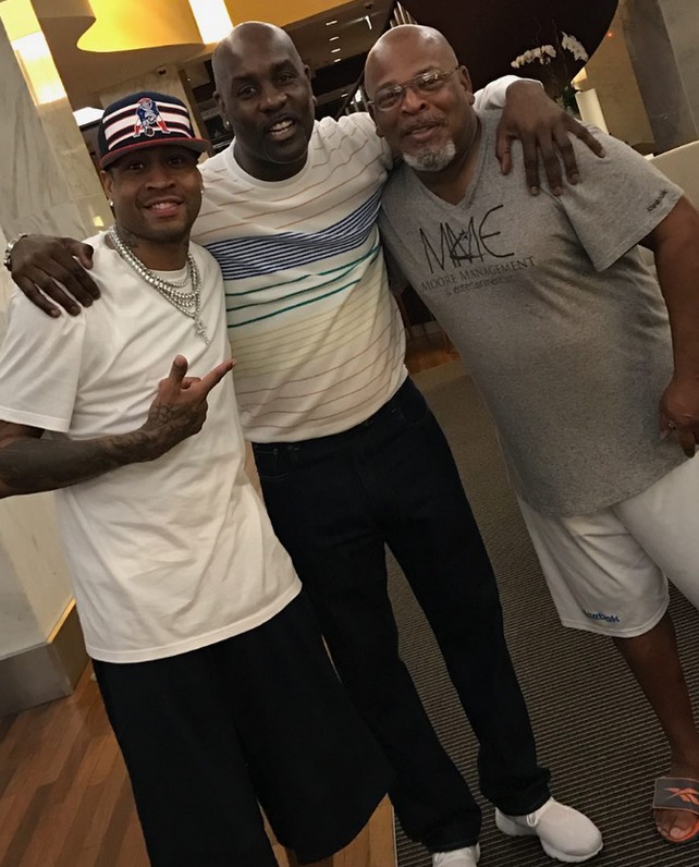 整阵容意味 整阵容意味